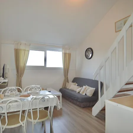 Aux Beaux Coquillages, Vue Et Sur Le Port * クルル・シュル・メール